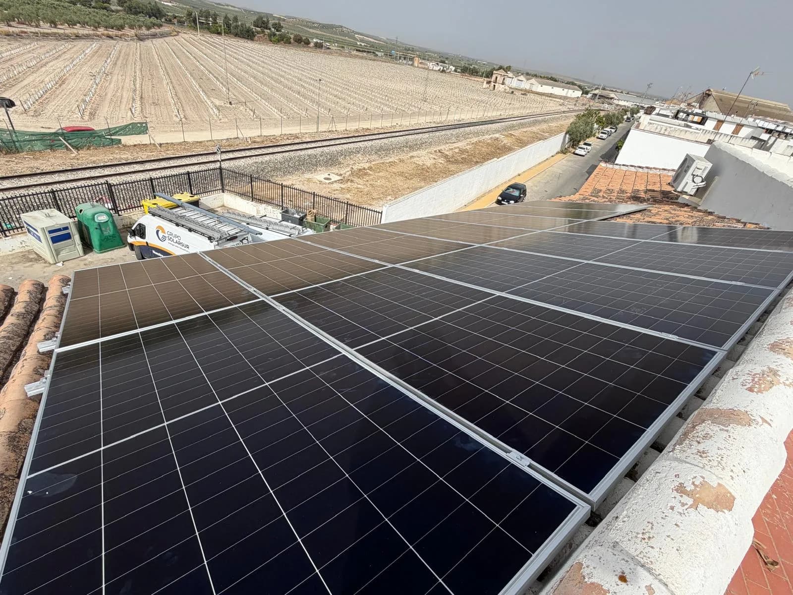 Instalación fotovoltaica residencial con batería en vivienda de Osuna, Sevilla