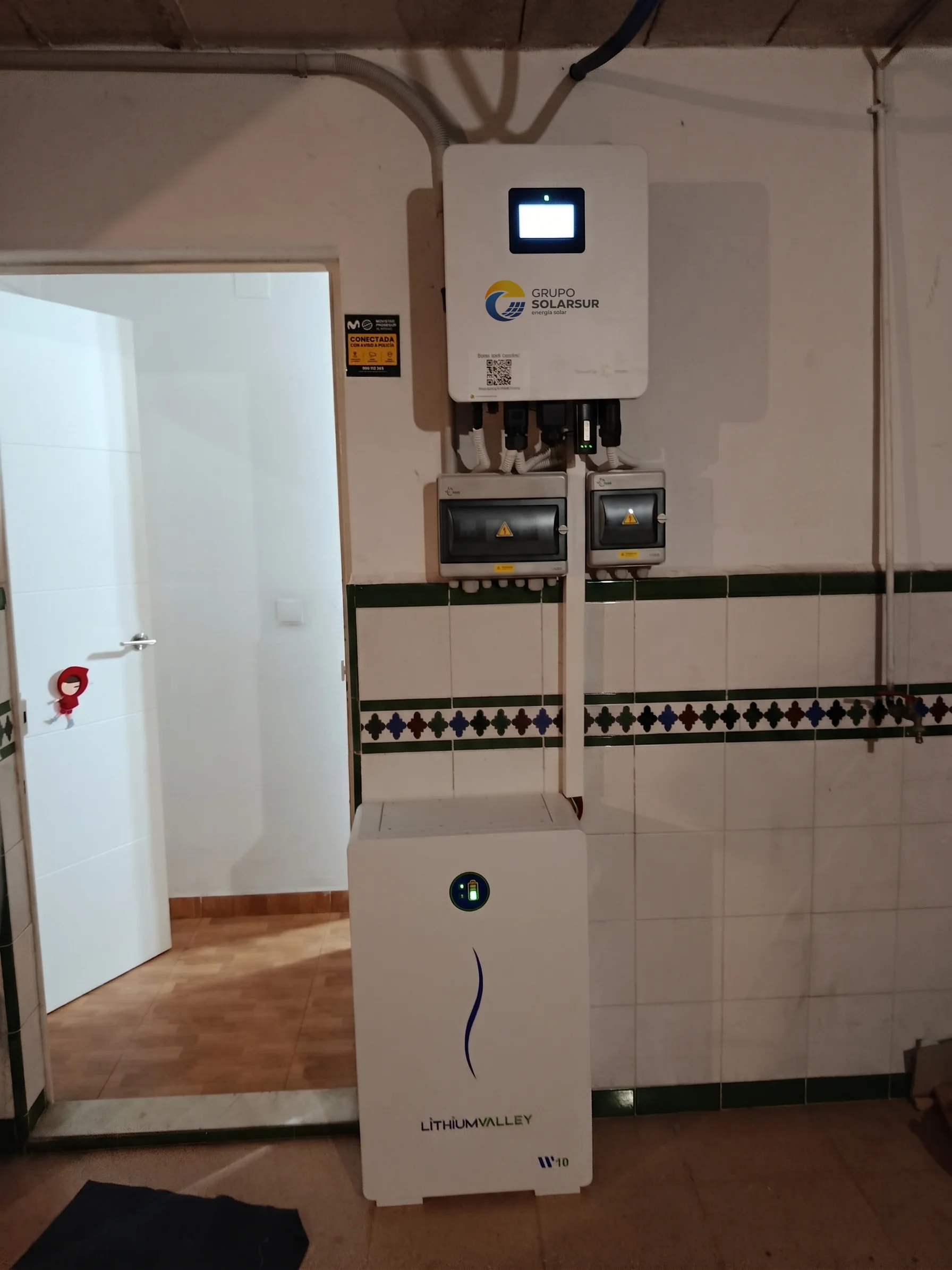 Instalación fotovoltaica residencial con batería solar en Sevilla